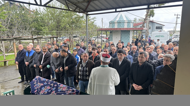 Samsun'da boşanma aşamasındaki eşi tarafından öldürülen kadının cenazesi defnedildi