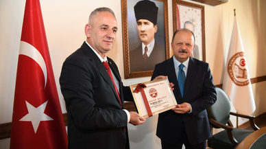 Üsküplü öğrenciler Kastamonu Valisi Dallı'yı ziyaret etti