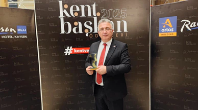 Başkan Cebeci, Dergiden Ödül Aldı