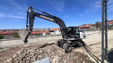 Sungurlu'da Yol Çalışmaları Sürüyor