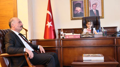 Vali Koltuğuna Oturdu, Üç Talimat Birden Verdi