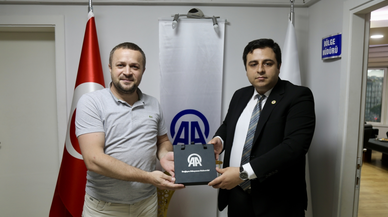 Ayvacık Kaymakamı Mehmet Emre Yıldız'dan AA Bölge Müdürü Demir'e ziyaret