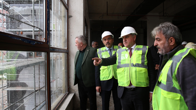 Gençlik ve Spor Bakanı Bak, Rize'de öğrenci yurdu inşaatlarında incelemede bulundu