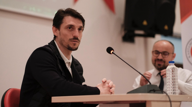 GMG Kastamonuspor Teknik Direktörü Ergin Keleş üniversitelilerle buluştu