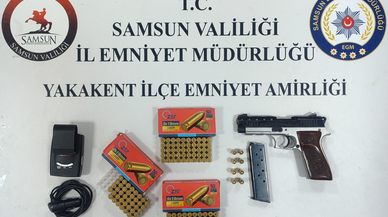 Yakakent'te ruhsatsız tabanca ve radar tespit cihazı ele geçirildi
