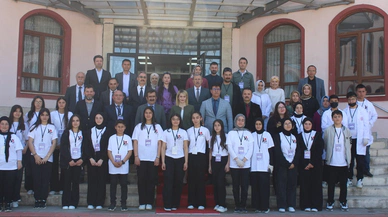 Mecitözü'nde TÜBİTAK 4006 Bilim Fuarı Açıldı