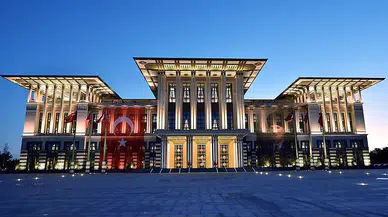 Tahtasız, Külliyenin Giderlerini Eleştirdi
