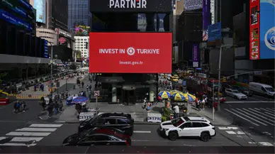 Cumhurbaşkanlığı Yatırım Ofisi, Times Meydanı'nda "Invest İn Türkiye" Mesajıyla Türkiye'yi Tanıttı