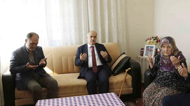 Vali Dağlı’dan Şehit Öğretmen Aybüke Yalçın’ın Ailesine Ziyaret