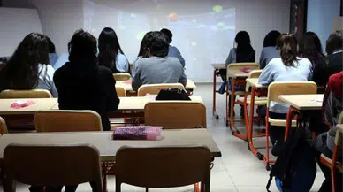 Bugün Resmi Tatil Mi? Bugün Tam Gün Mü, Yarım Gün Mü? 6 Ekim 2023 Resmi Kurumlar Kapalı Mı?