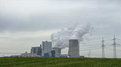 Dünyada Fosil Yakıttan Elektrik Üretimi Düşüşte