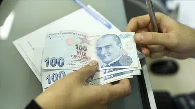 Emeklilerin Maaş Zammı Talebi: En Az Asgari Ücret Seviyesine Çekilmeli