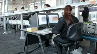 Havalimanlarında Bir Garip Düzen! Vıp Salonlarında Tüm Denetim Vali Yardımcılarında Lakin Geçiş Hakları Yok