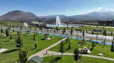 Kayseri'deki Recep Tayyip Erdoğan Millet Bahçesi Açılışa Gün Sayıyor