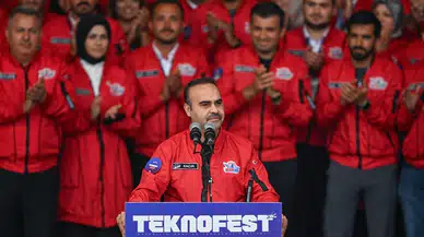 Mehmet Fatih Kacır: Cumhuriyet'i En Çok Seven Onun İçin En Çok Çalışandır