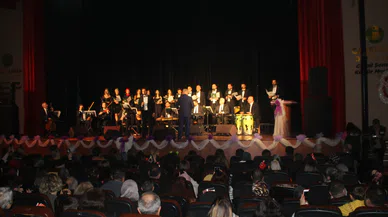Çarşamba'da "Öğretmenler Günü Konseri" Verildi