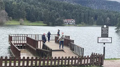 Gölcük Tabiat Parkı Kuvvetli Rüzgarın Devirdiği Ağaçların Kaldırılmasının Ardından Yeniden Ziyarete Açıldı