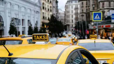İstanbul'da Taksiciler Tarifelerine Yüzde 65 Zam İstiyor