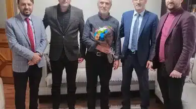 "Öğretmenler Günü" Of'ta Çeşitli Etkinliklerle Kutlanıyor