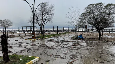 Sakarya, Bartın ve Düzce'de Olumsuz Hava Şartları Etkili Oluyor