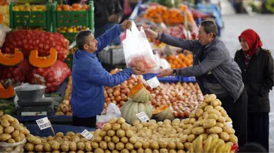 Son Dakika: Enflasyon Ekimde Yüzde 3,43 Arttı, Yıllık Bazda Yüzde 61,36 Oldu