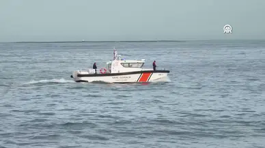 Trabzon'daki Fırtınada Dalgalara Kapılan 2 Lise Öğrencisini Arama Çalışmalarına Ara Verildi