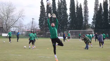 10 Maçtır Mağlup Olmayan Sakaryaspor, Ezeli Rakibini Yenmek İçin Alana Çıkacak