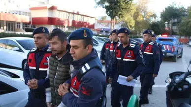 Arkadaşını Öldüren Kuşkulu ve Ona Yardım Ettiği Öne Sürülen İki Kişi Adliyeye Sevk Edildi
