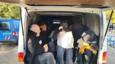 Ayvacık’ta 18 Kaçak Göçmen ile 3 Organizatör Yakalandı