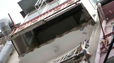 Bursa’daki Balkon Faciası Kamerada