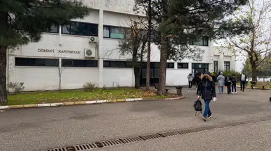 Dicle Üniversitesi’nde 1993’te Meydana Gelen Bombalı Hücumların İzini Bedeninde Taşıyor