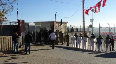 Diyarbakır’da Öğrencilerin Hengamesine Veliler de Dahil Oldu, Polis ve Jandarma Müdahale Etti
