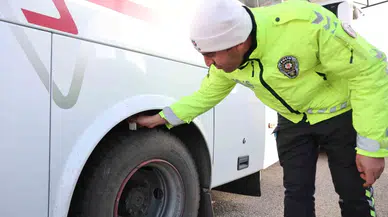 Elazığ’da Kış Lastiği Kontrolleri Sürüyor