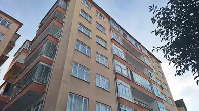 Engelli Kızını Öldürüp İntihar Etti