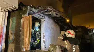 Eyüpsultan’da Tek Katlı Gecekonduda Yangın: 1 Ağır Yaralı
