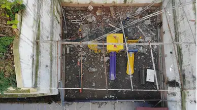 Eyüpsultan’da Toprak Kayması Sonucu Kömürlükten Kopan Modüller Çocuk Parkına Düştü