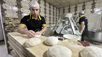 ‘Hiçbir Şey Başaramazsın’ Denilen Sağır ve Dilsiz Genç Fırının En Güzel Ustası Oldu