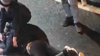 İstanbul’da Dehşet Anları Kamerada: Annesiyle Tartışıp Yola Atladı, Bayan Hudut Krizi Geçirdi
