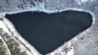 Karagöl Tabiat Parkı Beyaza Büründü