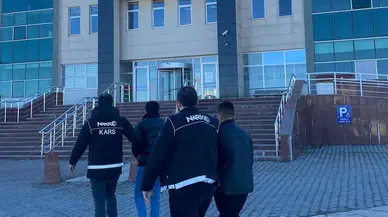 Kars’ta Uyuşturucuyu Vites Kutusuna Sakladılar