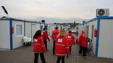 Kızılay’dan Sarsıntı Bölgesine Kışlık Yardım