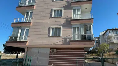 Konutta Yakaladıkları Hırsızı Polisi Beklerken Ellerinden Kaçırdılar