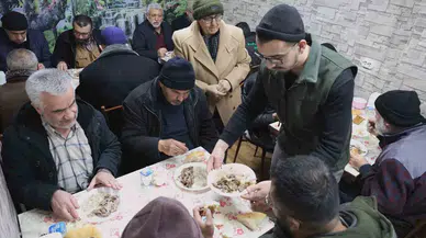 Meczuplara Yemek Yedirerek, Diş Kirası Verip Dua Alıyorlar