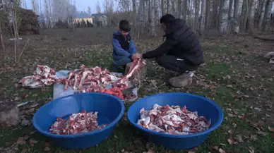 Muş’ta Asırlar Öncesine Dayanan Kışlık Kavurma Geleneği Devam Ediyor