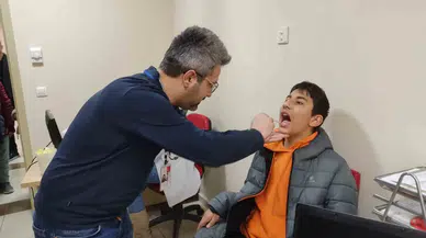Niğde’de Hafif Seviye Zihinsel Engelli Bireyler Ebeveyni Olmadan Hastanede Muayene Olmayı Öğrendi
