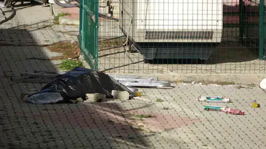 Okulun Çatısını Onarmak İçin Çıktığı Yerden Düşen Personel Hayatını Kaybetti