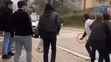 Otobüs Sürücüsü Yolcuya Bıçak Çekti