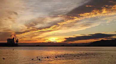 Samsun’da Gün Doğarken