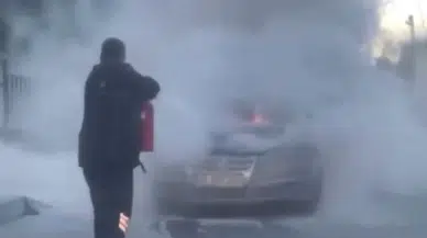 Seyir Halindeki Araçlar Alev Alev Yandı