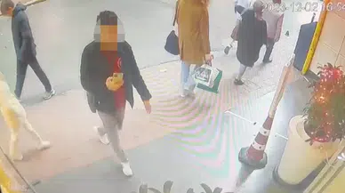 Taksim’de Yılbaşı Öncesi Piyango Bileti Hırsızlığı Kamerada: El Çabukluğuyla 220 Bilet Çaldı